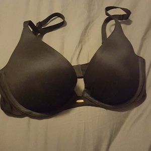 32D Victoria's Secret Fabulous push up bra