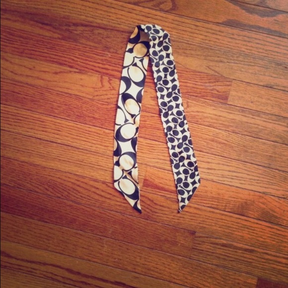 Coach scarf