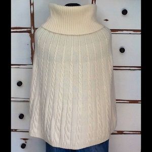💋 BENNETON IVORY COWL CABLED CAPE CHIC💋