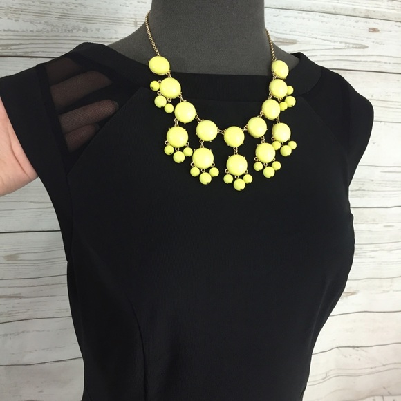 Black Plus size Midi Dress - Picture 3 of 4