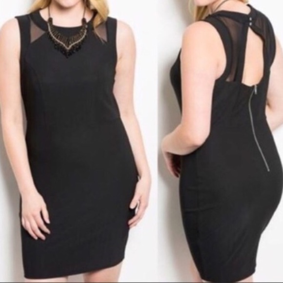 Black Plus size Midi Dress - Picture 2 of 4