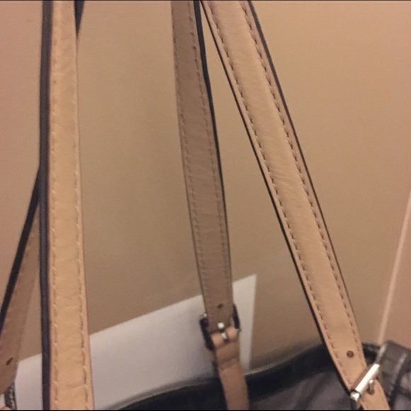 Authentic MK Purse - Picture 4 of 4