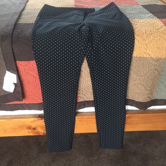 Signature slim leg pants