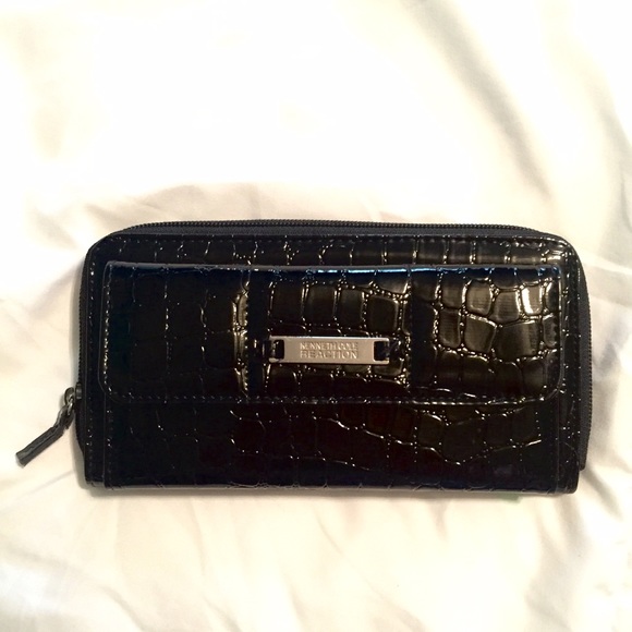 Kenneth Cole Reaction wallet