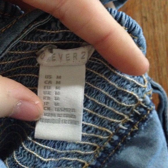 Blue denim collared dress w/ pockets+elastic back - Picture 2 of 3