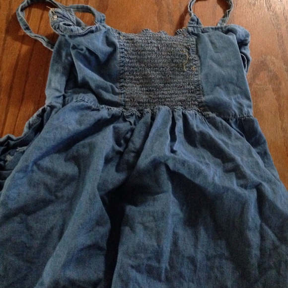 Blue denim collared dress w/ pockets+elastic back - Picture 3 of 3
