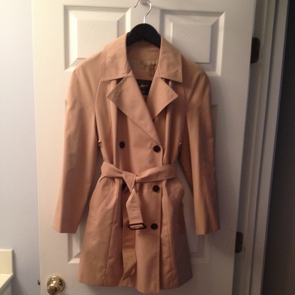 Etienne Aigner Jackets & Blazers - Etienne Aigner Trenchcoat