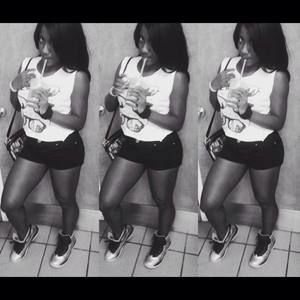 Meet your Posher, Destiny