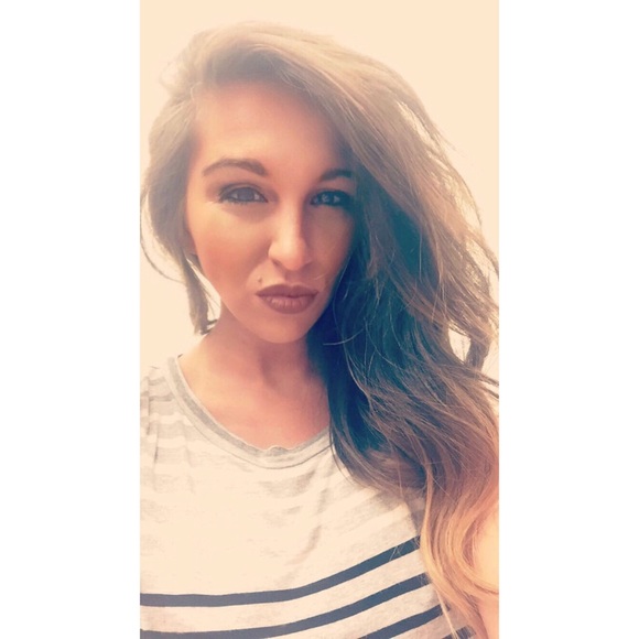 Meet your Posher, Brittany - Picture 2 of 2