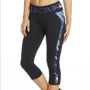 Brand new Fabletics capri leggings