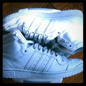 Adidas top ten hi
