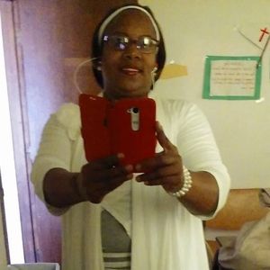 Meet your Posher, Latisha