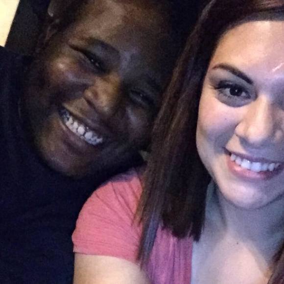 Meet your Posher, Alexis - Picture 1 of 1