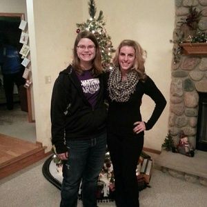 Meet your Posher, Lauren