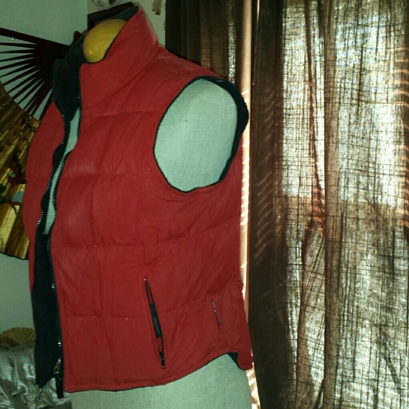Red Vest - Picture 2 of 2