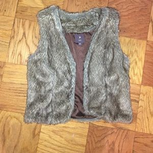 Forever 21 Faux Fur Brown Vest - Size M