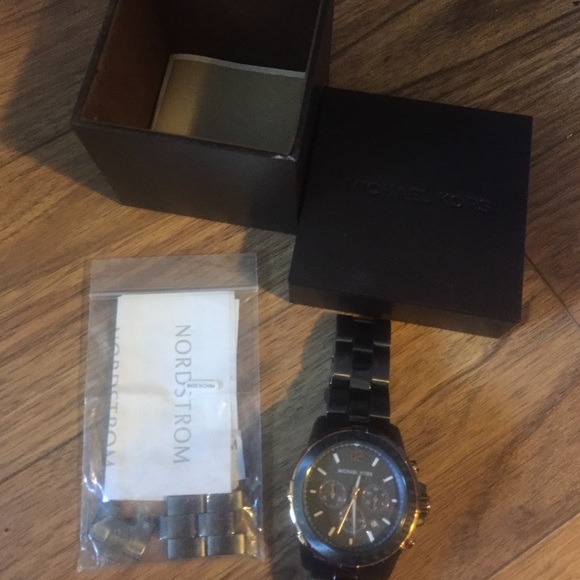 Authentic Michael Kors watch!