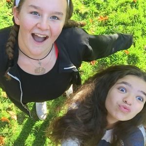 Meet your Posher, Briana