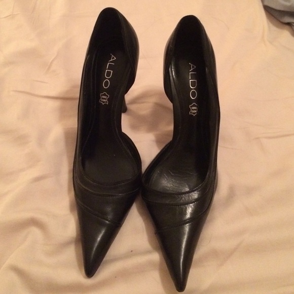 Aldo black pumps