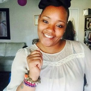 Meet your Posher, Tisha