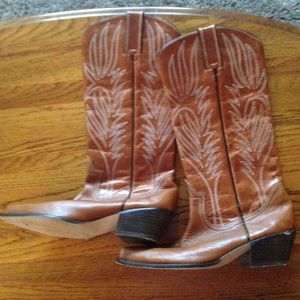 Brown Cowboy Boots - size 8B