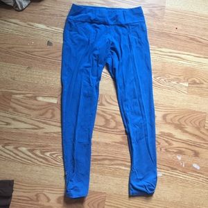 Blue workout leggings