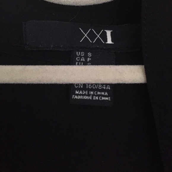 Forever 21 sheer button down - Picture 2 of 4