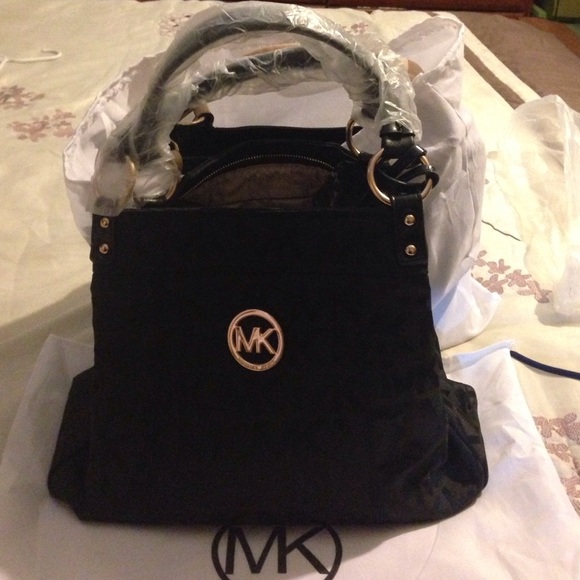 MK purse