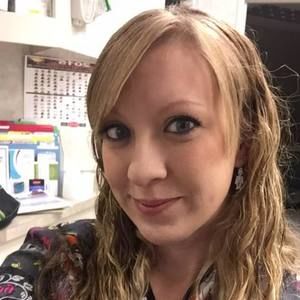 Meet your Posher, Jenny