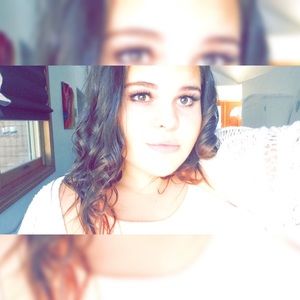 Meet your Posher, Katelyn