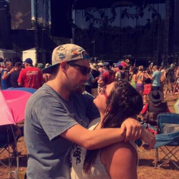 Meet your Posher, Jessica - Picture 1 of 1