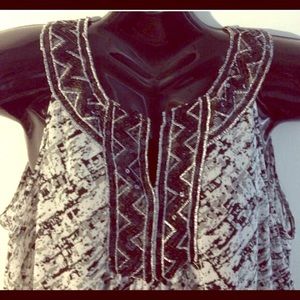 Lovely NEW Black & white sequined tunic