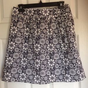 Brooks Brothers 4P Navy Floral Skirt