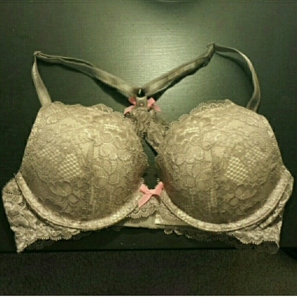 32 VS Lace Bra