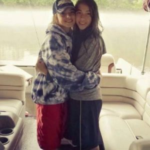 Meet your Posher, Olivia