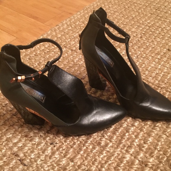 BCBG high heels. Size 7.5