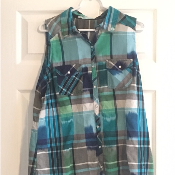 Plaid button down - Picture 2 of 3