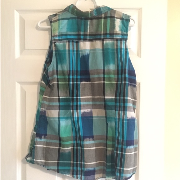 Plaid button down - Picture 3 of 3
