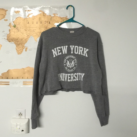 Brandy Melville cropped sweater