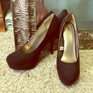 Black Suede Mossimo Pump Stillettos
