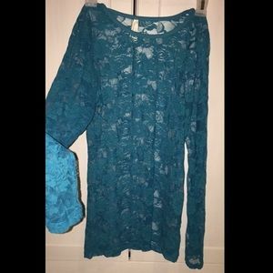 turquoise lace top