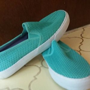 Mesh slide on shoes