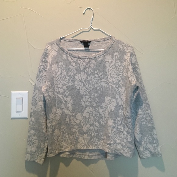 H&M long sleeve top