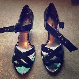 Gianni Bini never worn black iridescent heels