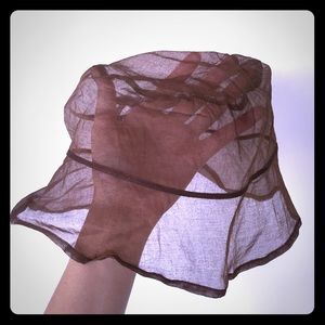 Fabric Bcbg hat, nwot