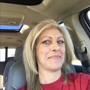 Meet your Posher, Lori