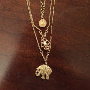 3 Layered gold necklace