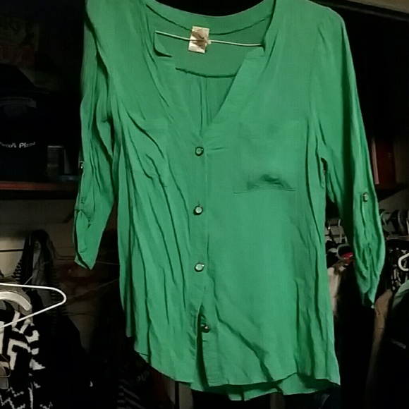 Beautiful button down blouse.