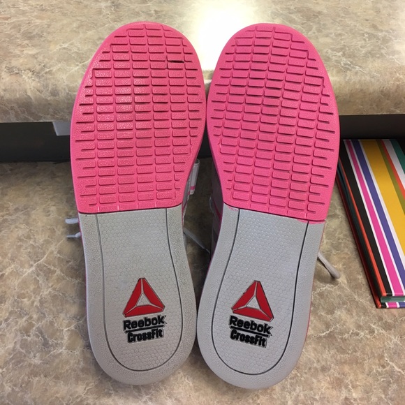 Reebok Lifters size 8.5 - Euro 39 pink and grey - Picture 1 of 4