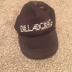 Billabong Snapback Trucker hat. Unisex.